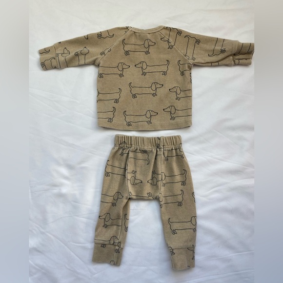 Dachshund Lounge Set - Picture 3 of 4